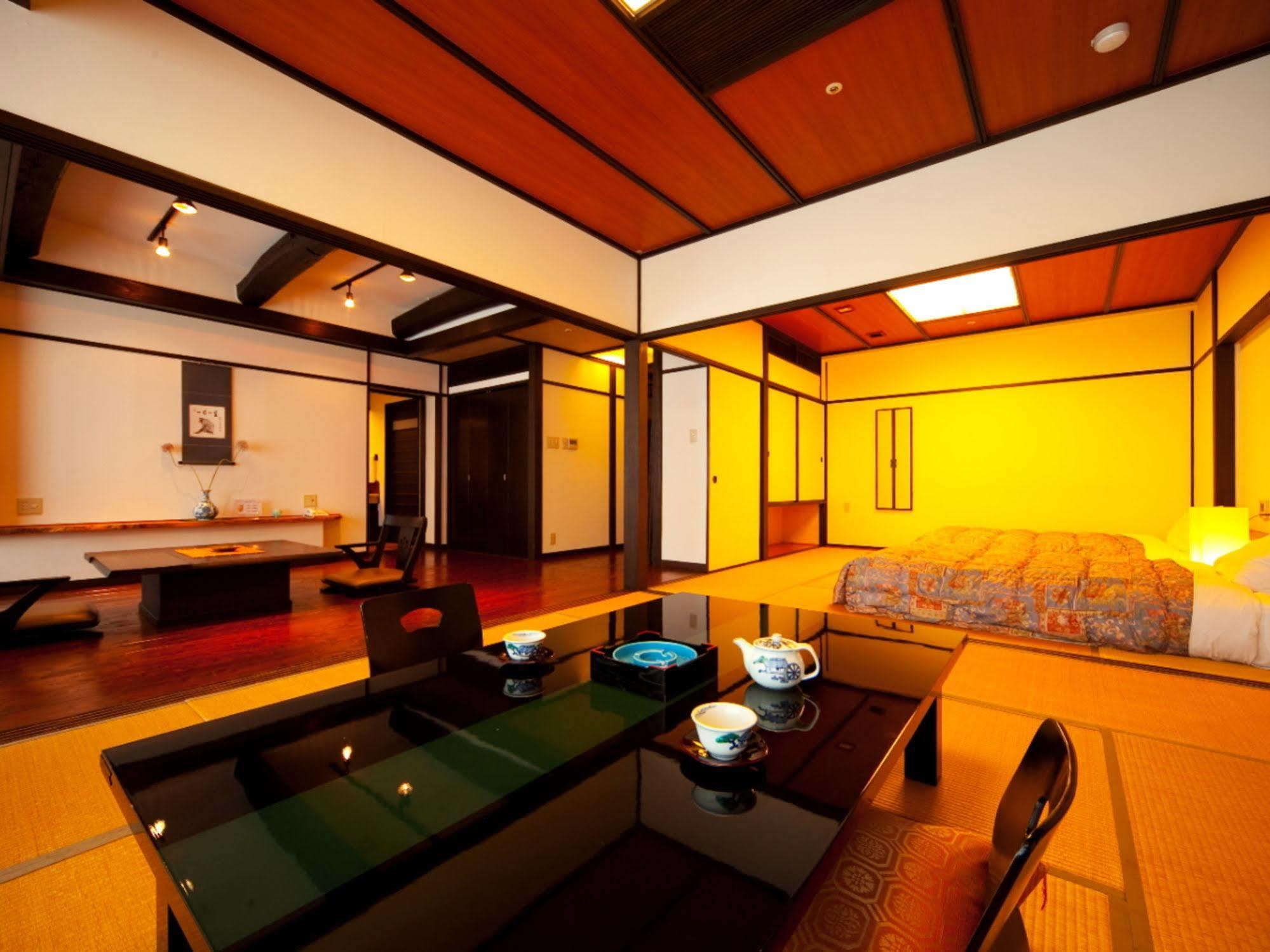 Hotel Sansuikan Beppu Ngoại thất bức ảnh